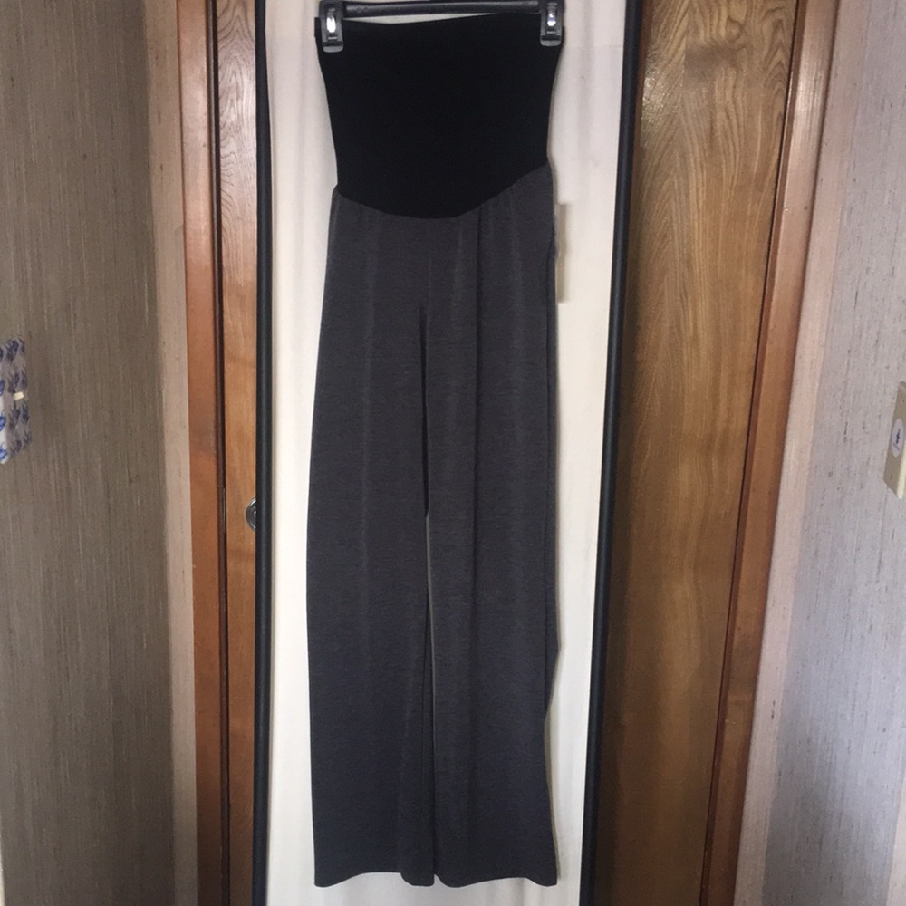 NWT Motherhood Maternity Pants